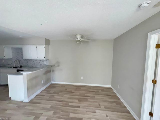 42 Cooper DR, Portsmouth, VA 23702