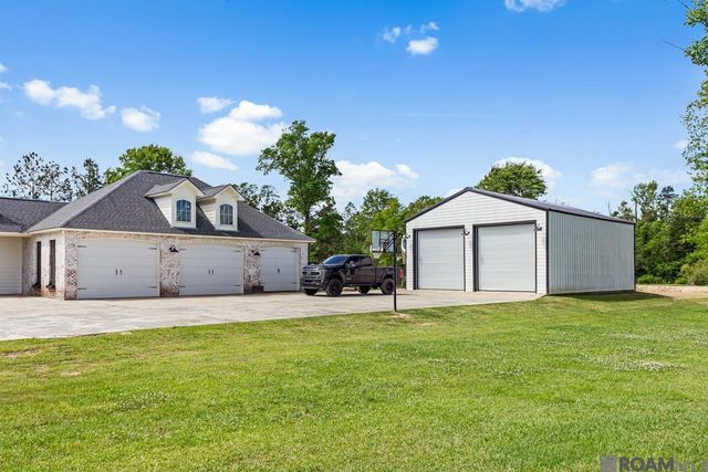 34435 Quarter Horse Ln, Walker, LA 70785