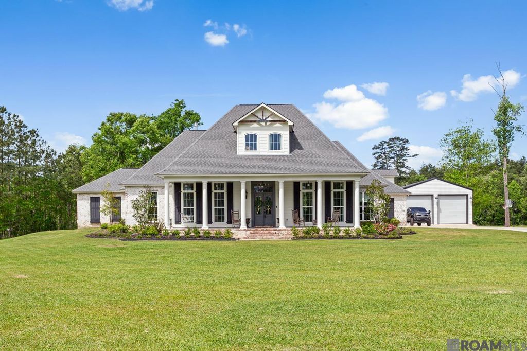 34435 Quarter Horse Ln, Walker, LA 70785