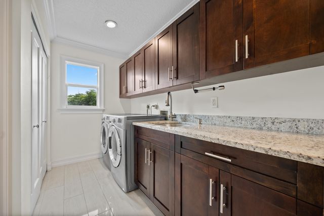 13741 Sheffield Street, Wellington, FL 33414