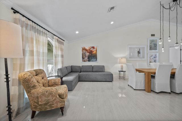 13741 Sheffield Street, Wellington, FL 33414