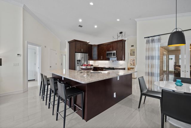13741 Sheffield Street, Wellington, FL 33414