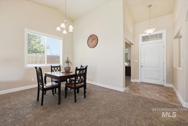 5020 W Los Flores St, Meridian, ID 83646