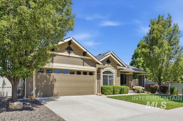 5020 W Los Flores St, Meridian, ID 83646