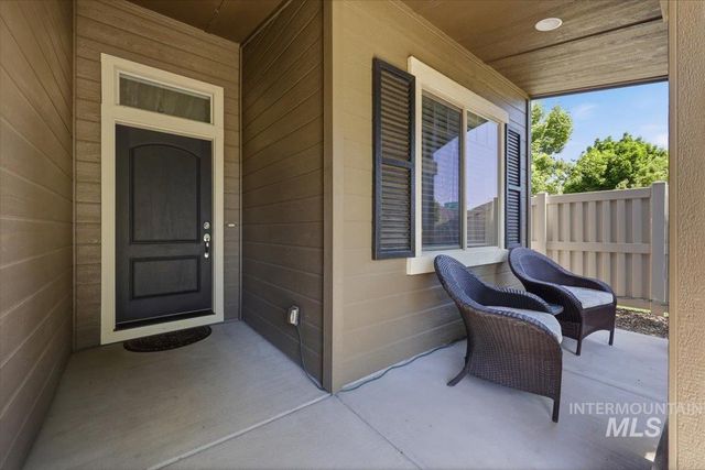 5020 W Los Flores St, Meridian, ID 83646