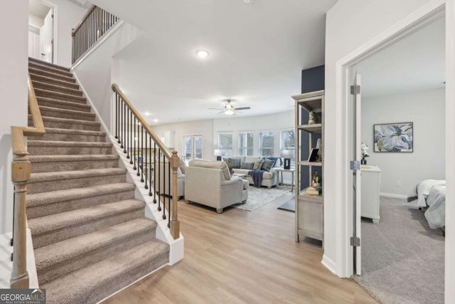 1352 Stephens View Drive, Loganville, GA 30052