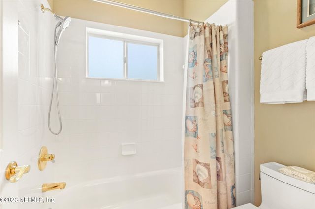 700 PINECREST ISLE Court, St. Augustine, FL 32092