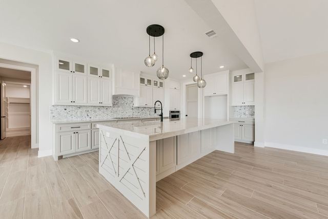 1760 Ryder Lee Lane, Waxahachie, TX 75165