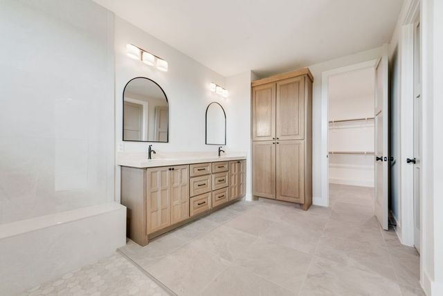 1760 Ryder Lee Lane, Waxahachie, TX 75165