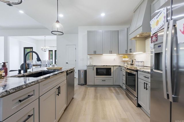 1612 Sorrell Road, Benton, AR 72015