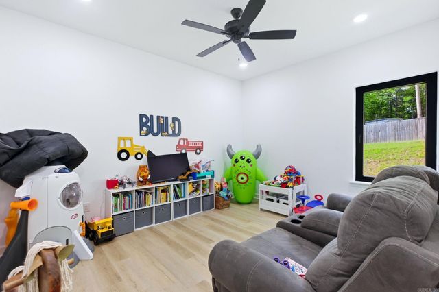 1612 Sorrell Road, Benton, AR 72015