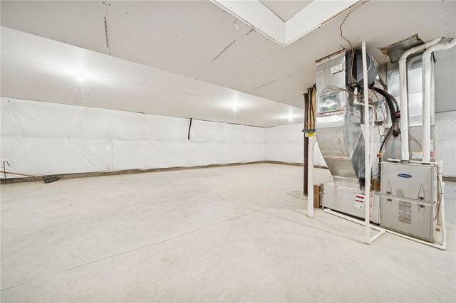 108 Heather Dr, North Strabane, PA 15317