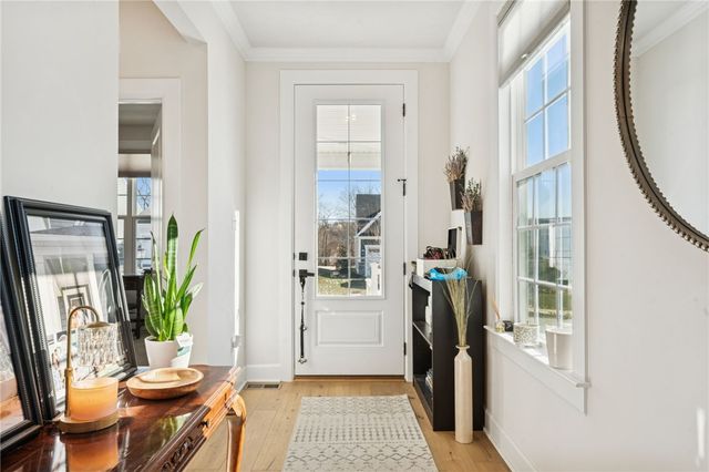 108 Heather Dr, North Strabane, PA 15317