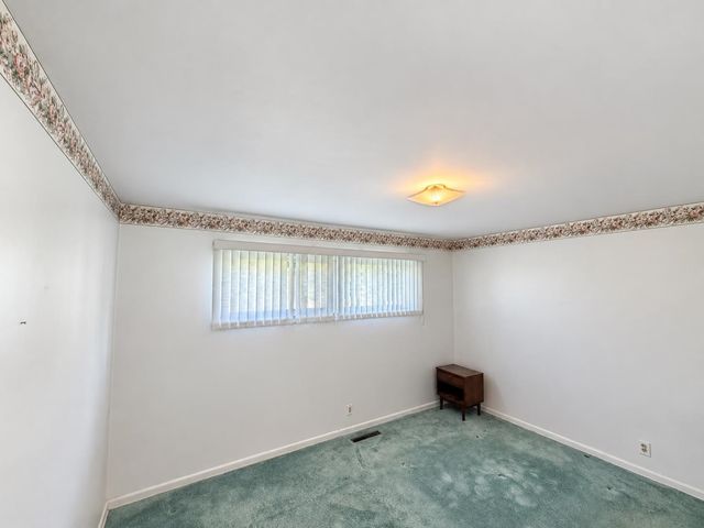 3417 Miller Road, Flint, MI 48503