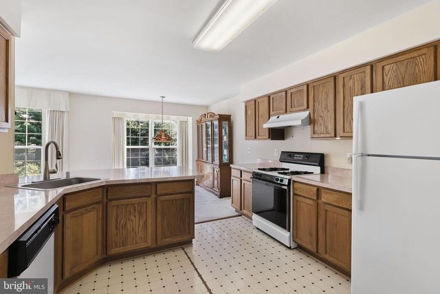20380 ASHCROFT TER, Sterling, VA 20165