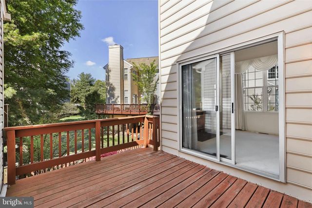 20380 ASHCROFT TER, Sterling, VA 20165