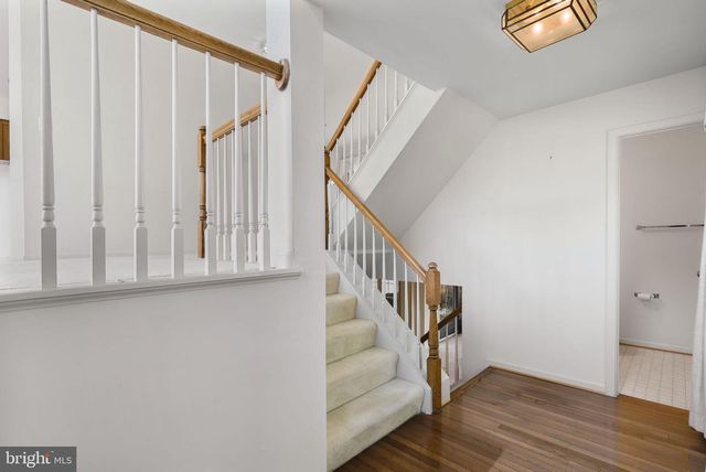 20380 ASHCROFT TER, Sterling, VA 20165