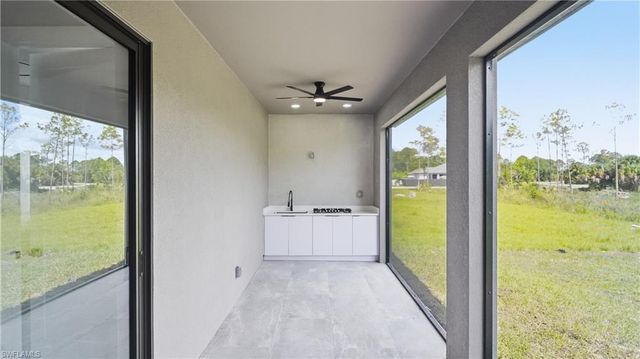 3305 32nd ST W, Lehigh Acres, FL 33971