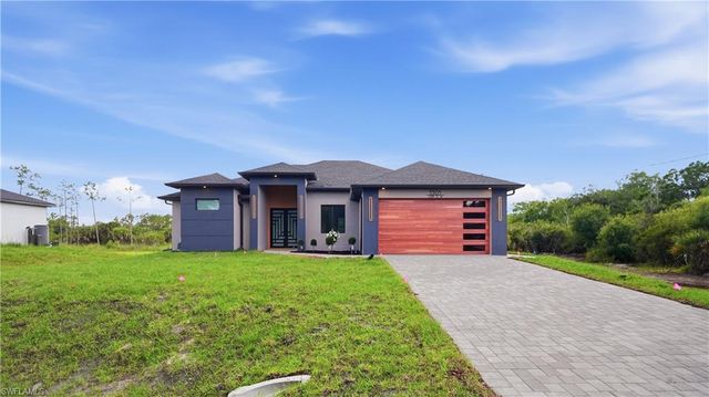 3305 32nd ST W, Lehigh Acres, FL 33971