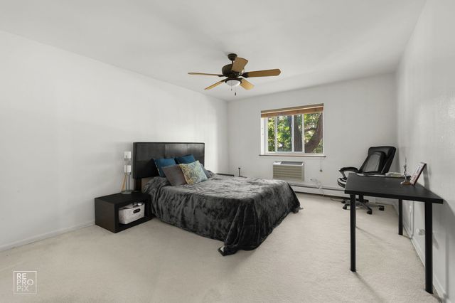 1311 S Finley Road 204, Lombard, IL 60148