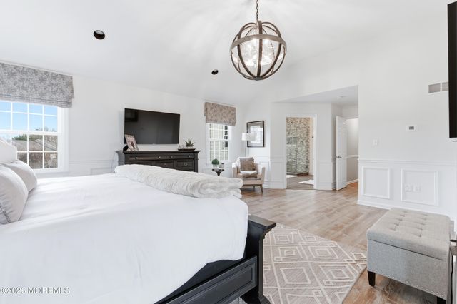 14 Fountayne Lane, Manalapan, NJ 07726