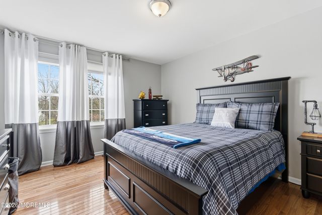 14 Fountayne Lane, Manalapan, NJ 07726