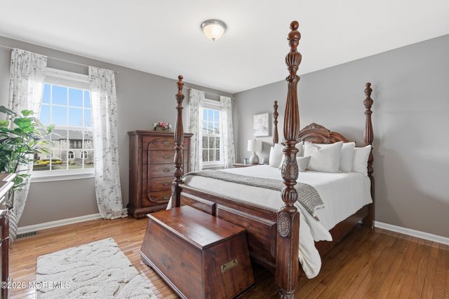 14 Fountayne Lane, Manalapan, NJ 07726