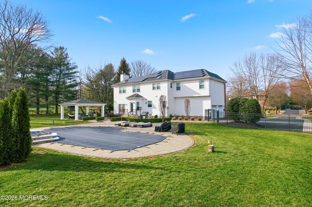 14 Fountayne Lane, Manalapan, NJ 07726