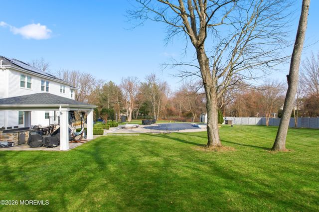 14 Fountayne Lane, Manalapan, NJ 07726