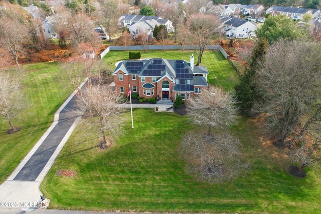 14 Fountayne Lane, Manalapan, NJ 07726