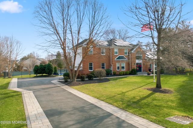 14 Fountayne Lane, Manalapan, NJ 07726