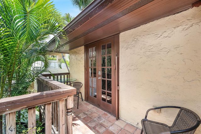 232 Australian Avenue 3, Palm Beach, FL 33480