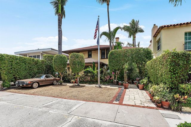 232 Australian Avenue 3, Palm Beach, FL 33480