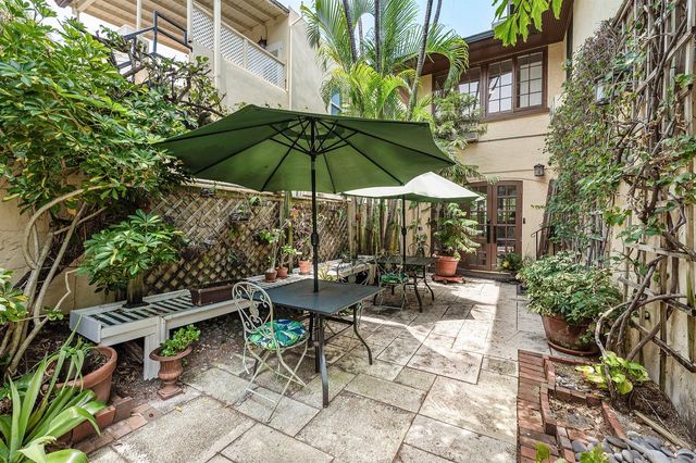 232 Australian Avenue 3, Palm Beach, FL 33480