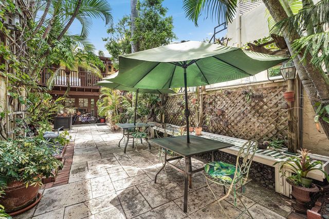 232 Australian Avenue 3, Palm Beach, FL 33480