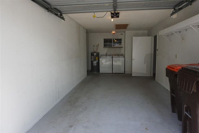 10961 SW 84TH AVENUE, Ocala, FL 34481