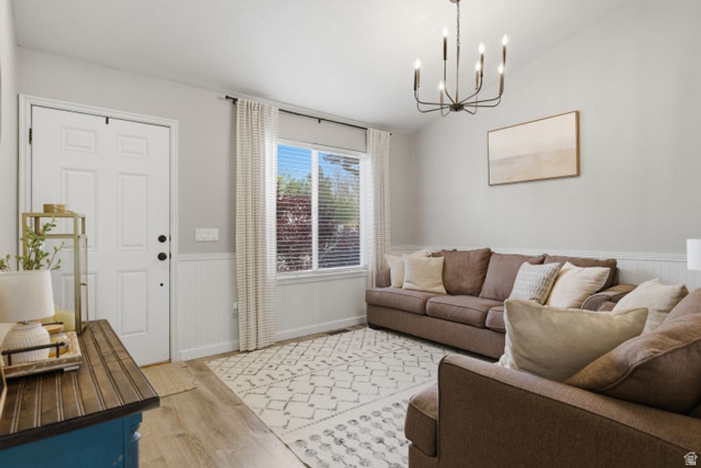 Image 2 of property listing at 357 PALAMINO WAY, Grantsville, UT 84029