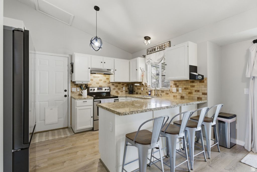 Image 5 of property listing at 357 PALAMINO WAY, Grantsville, UT 84029