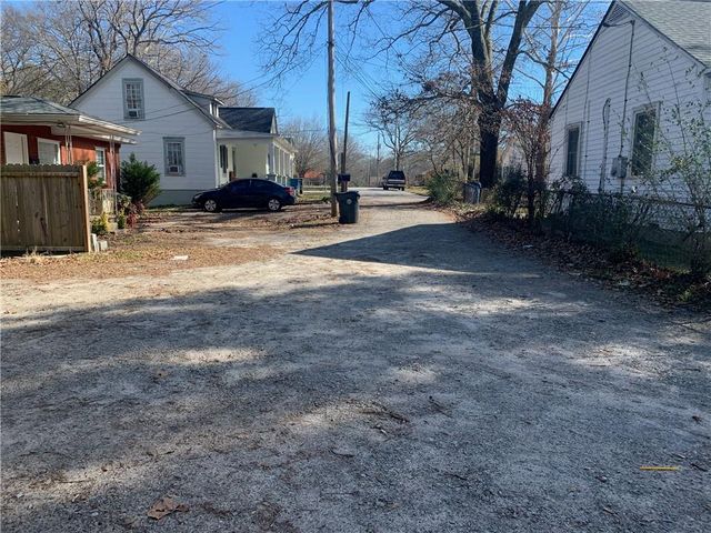 1943 Westwood Avenue, East Point, GA 30344