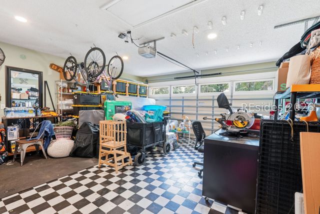 16 Sherwood Ln, Beaufort, SC 29907