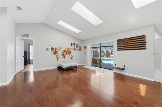 1510 KYLE COURT, Valrico, FL 33596