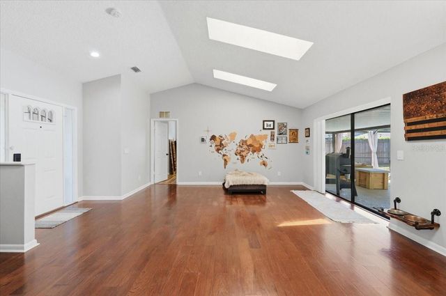 1510 KYLE COURT, Valrico, FL 33596