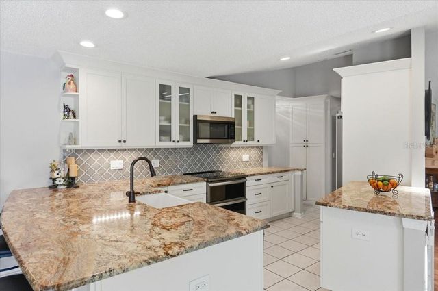 1510 KYLE COURT, Valrico, FL 33596
