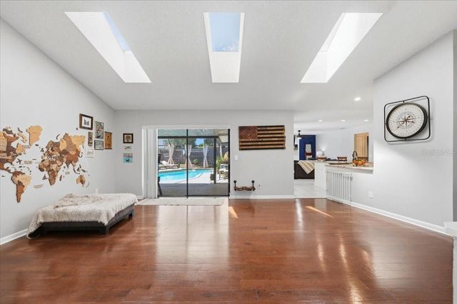 1510 KYLE COURT, Valrico, FL 33596