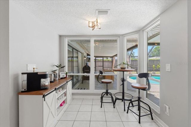 1510 KYLE COURT, Valrico, FL 33596