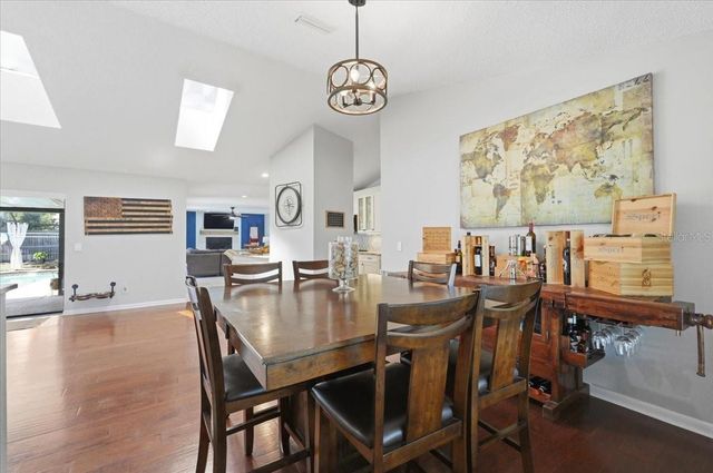 1510 KYLE COURT, Valrico, FL 33596