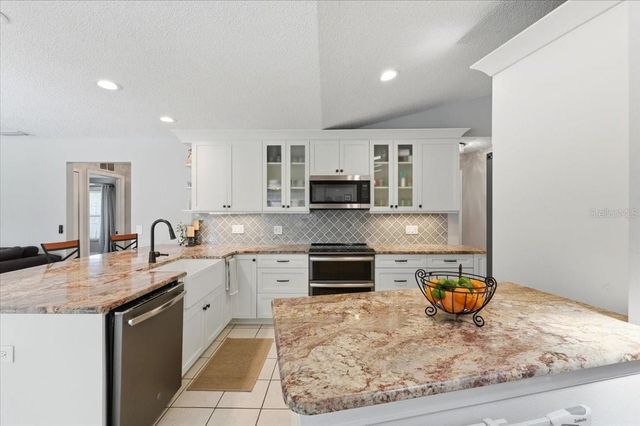 1510 KYLE COURT, Valrico, FL 33596