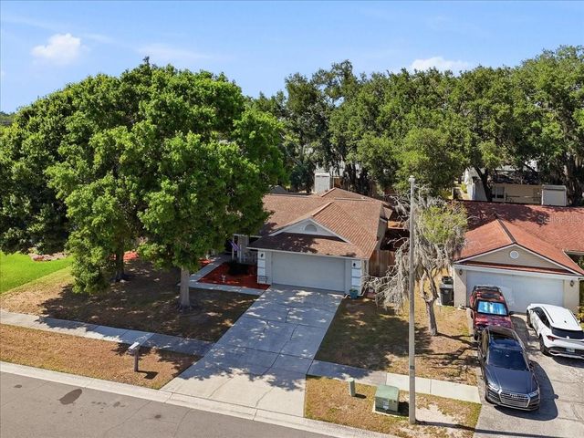 1510 KYLE COURT, Valrico, FL 33596