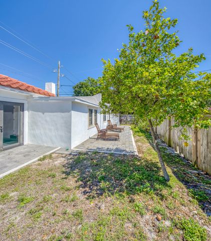 711 12th Avenue N, Lake Worth Beach, FL 33460