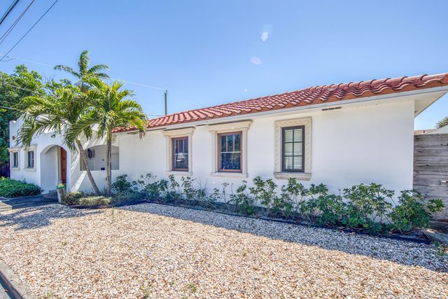 711 12th Avenue N, Lake Worth Beach, FL 33460